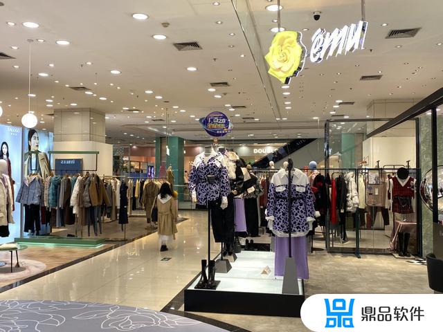 为什么抖音里这么多拉夏贝尔店(抖音卖的拉夏贝尔是正品吗)