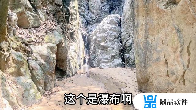 抖音在水管跳舞视频(抖音水里跳舞)