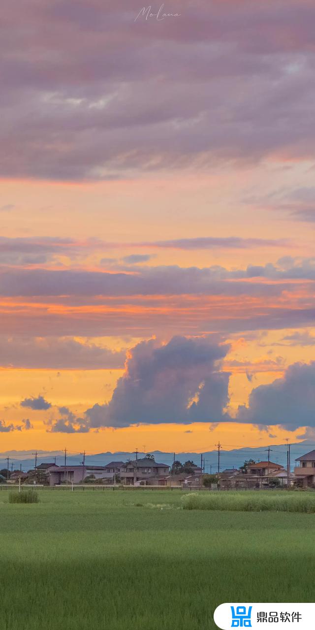 笑得很夸张的抖音背景(笑得很夸张的抖音背景图)