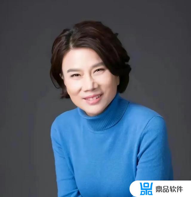 抖音杜卡迪博主载汉服小姐姐(抖音杜卡迪博主载汉服小姐姐是真的吗)