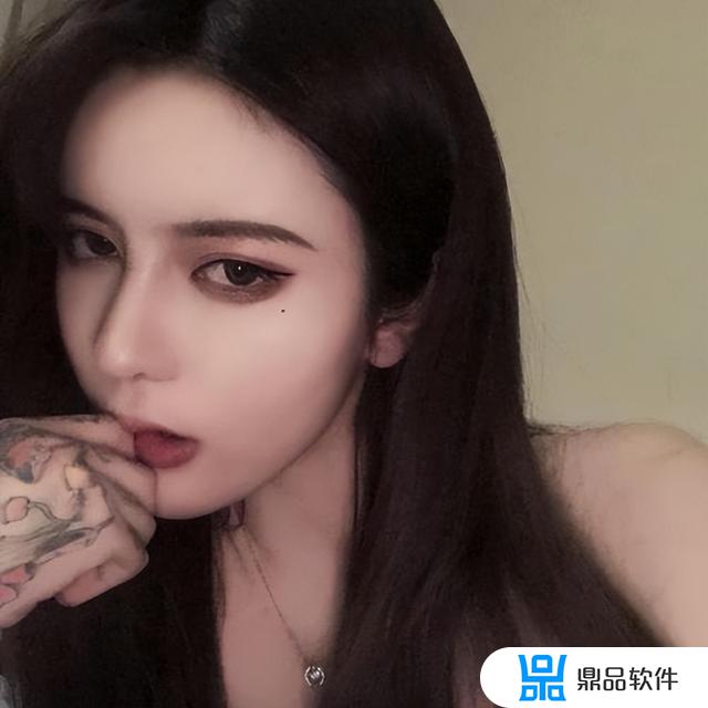 做自己的女王霸气说说抖音(做自己的女王唯美句子抖音)