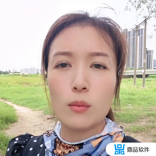 抖音里人物灵魂卡通变大怎么弄(抖音上面的人物变卡通)