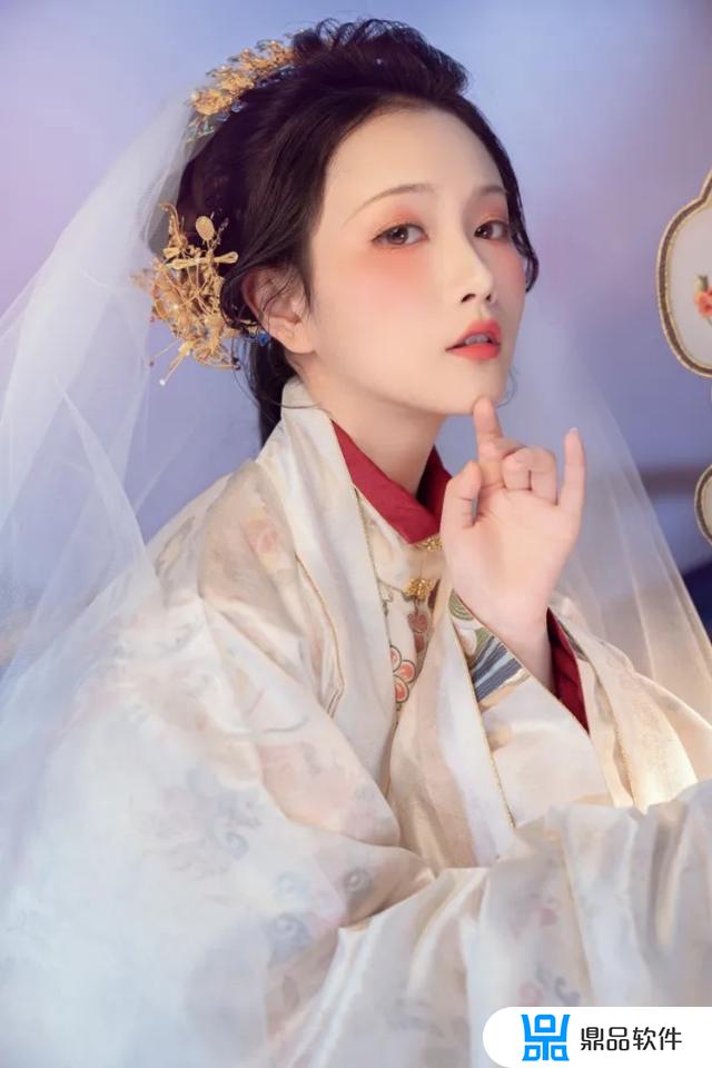 抖音上画菩萨画像的姑娘(抖音菩萨图片)