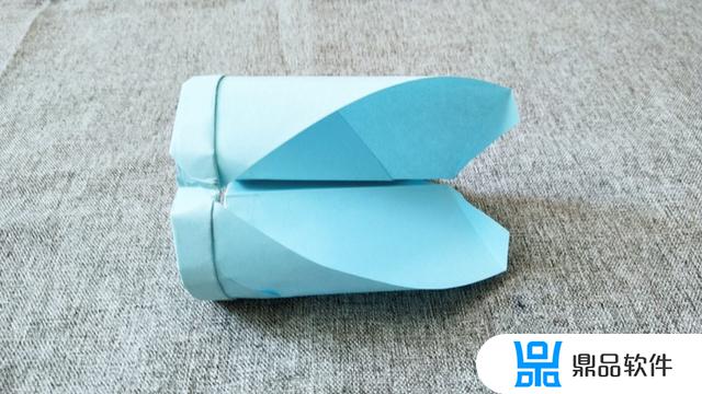 抖音圆纸筒飞机(抖音回旋纸飞机)