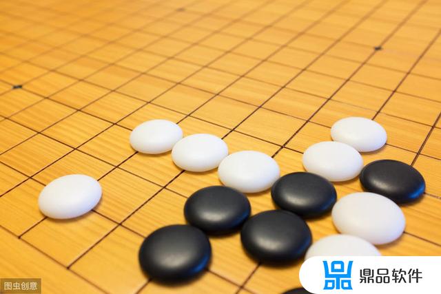 五子棋抖音小游戏小程序怎么玩(抖音五子棋是什么游戏)