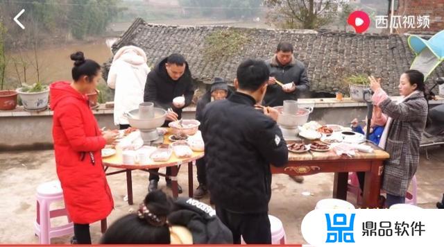 川乡小妹家的亲戚为什么都拍抖音(川乡小妹妈妈的抖音)