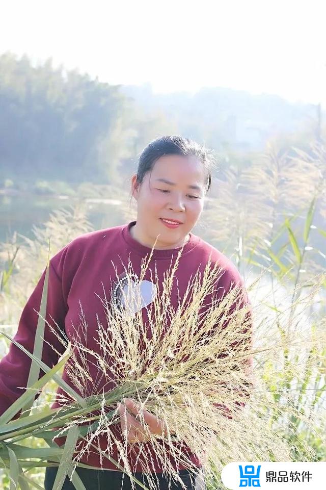 抖音里一个胖女孩怎么拍的(抖音有一个很胖的女孩子)