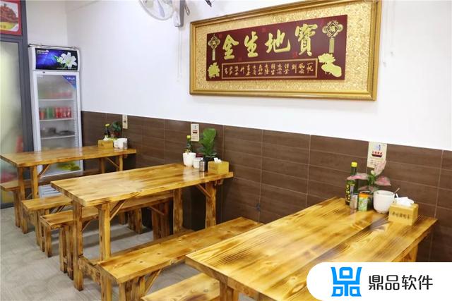 抖音辣鸭小吃店(抖音最火小吃店铺)