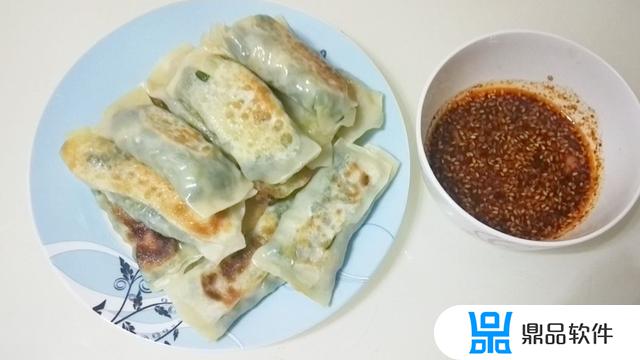 抖音煎饺汤汁怎么调(抖音煎饺的做法)