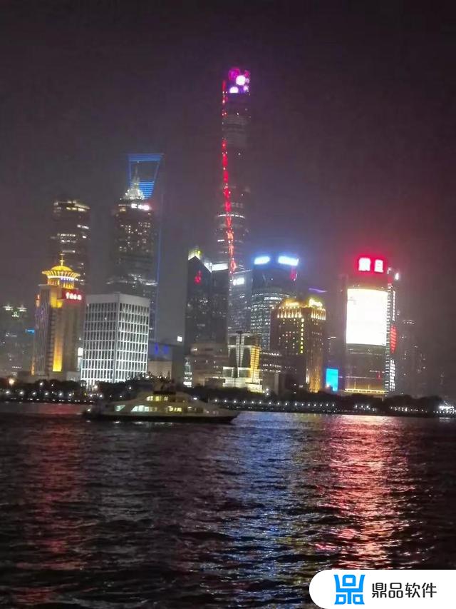 抖音怎么发上海滩夜景(上海外滩夜景视频抖音)