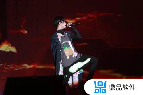 为什么抖音的人黑华晨宇(抖音很像华晨宇的人)