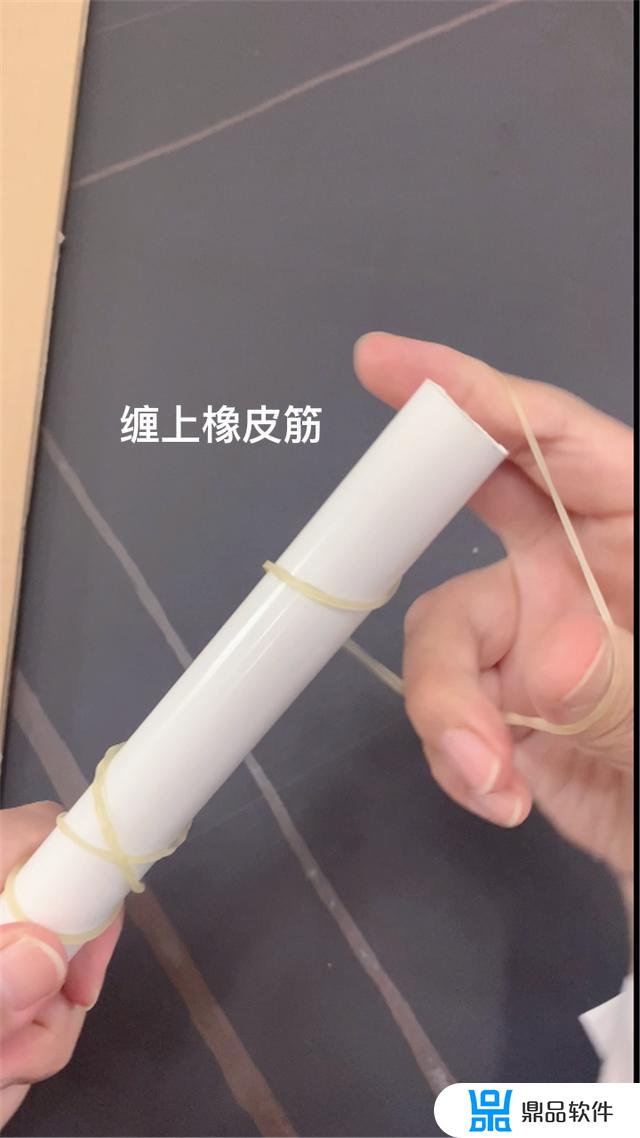 如何用纸箱做抖音玩(抖音纸箱自制玩具)