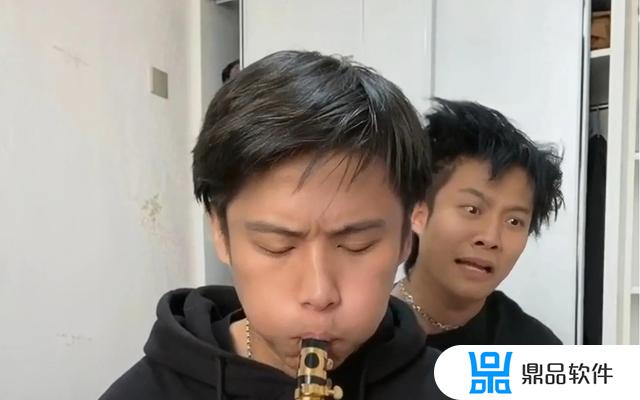 抖音博主赚3百万要多久(抖音博主赚3百万要多久才能学会)