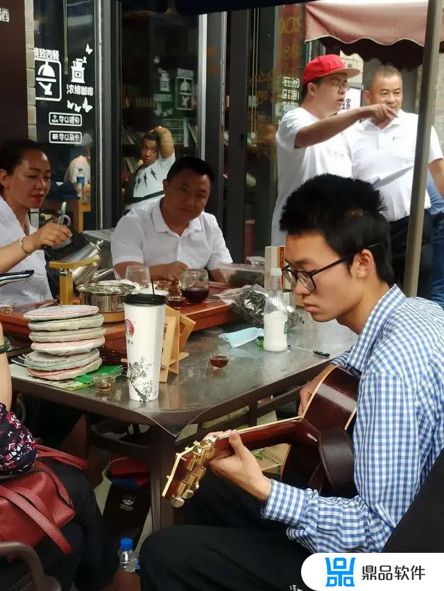 抖音碎屏特效在哪里(抖音碎屏特效在哪里找不到)