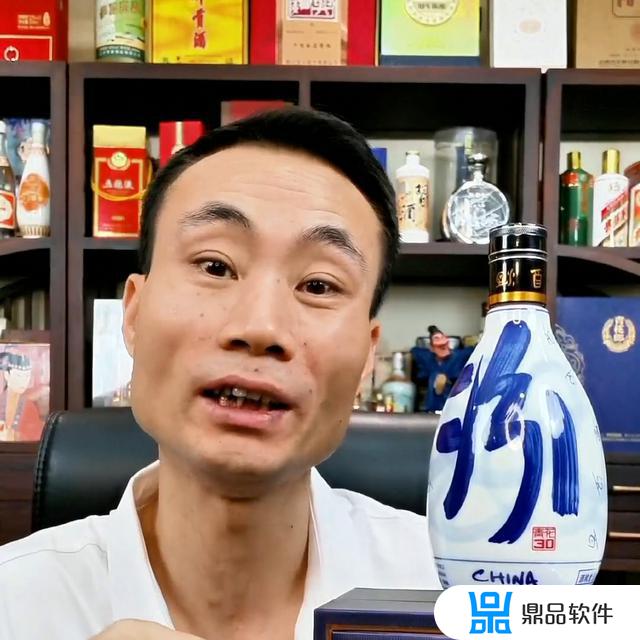 抖音化妆品为什么便宜是不是假货(化妆品查真伪扫一扫)